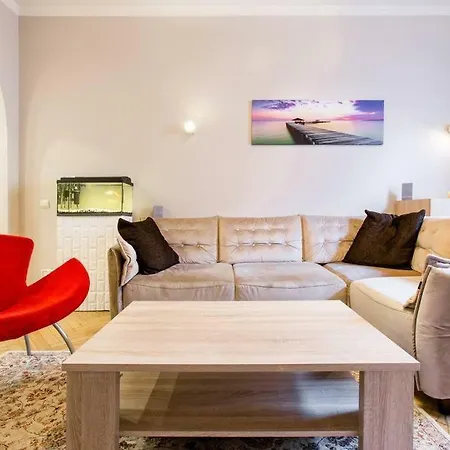 Very Central Penthouse Lejlighed *