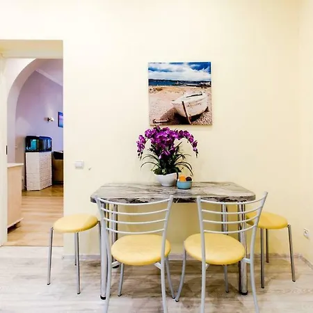 Very Central Penthouse Lejlighed *